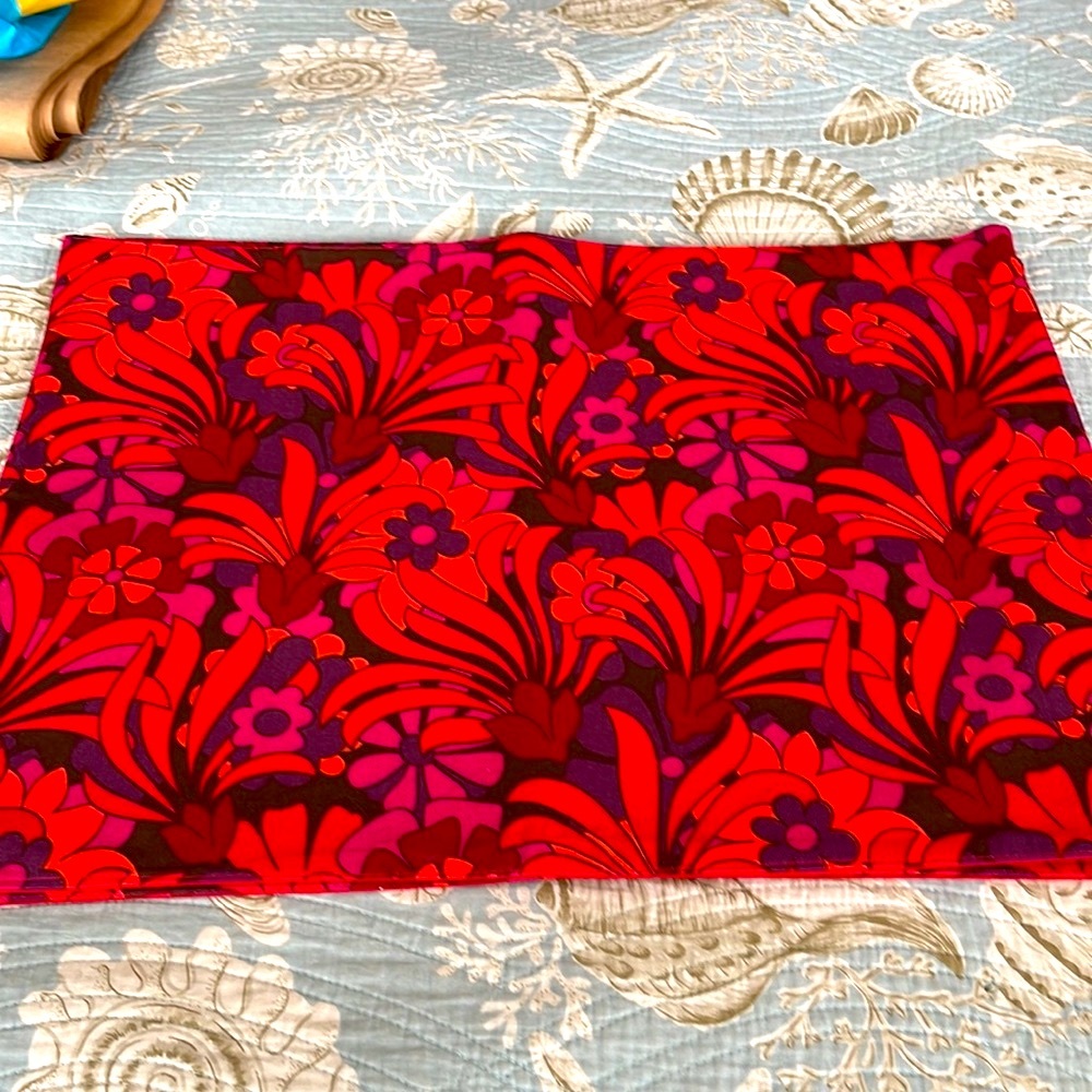 India rose placemats red back liner  orange purple burgundy flowers set of four